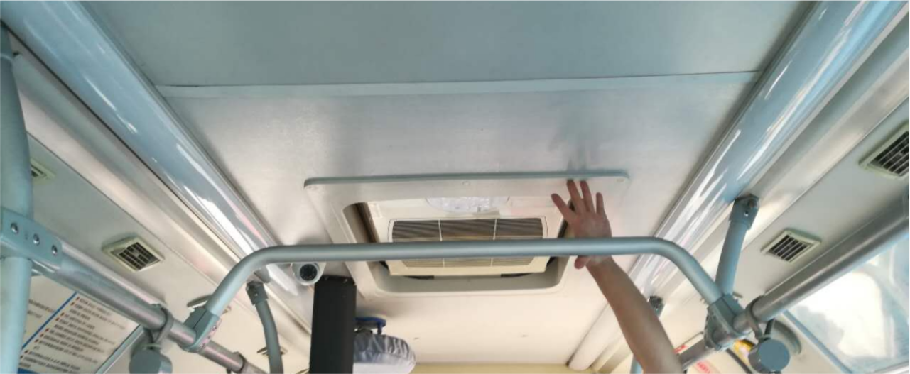 條形智能軌道交通條形屏-場景一過道前方 條形智能軌道交通條形屏-場景一過道前方